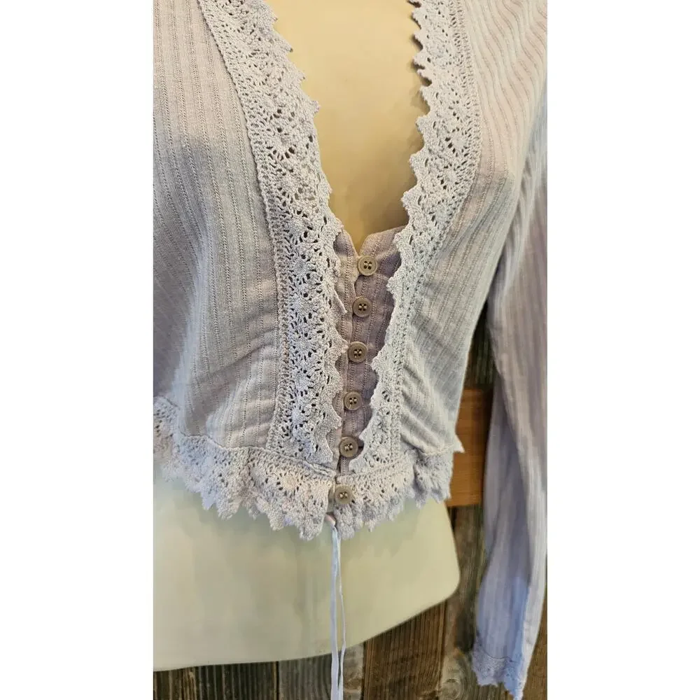 Free people XS fairycore lavander tie waist crop top lace accent long sleeve EUC